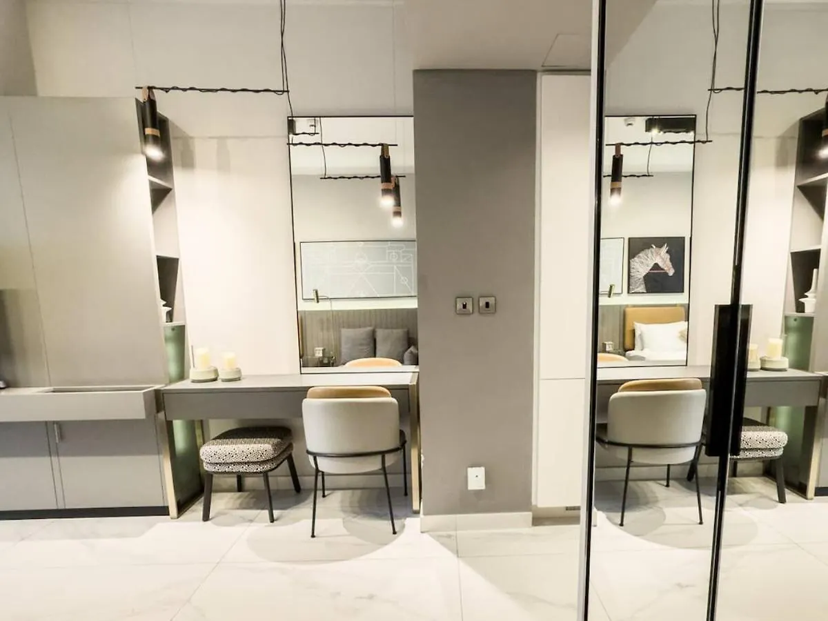 Apartment Cozy Studio In Business Bay Dubai